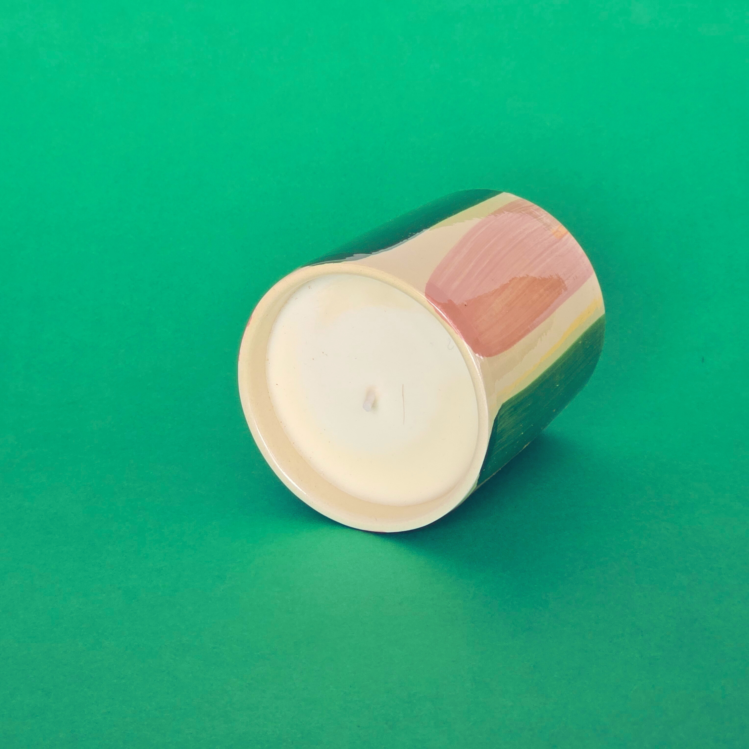 Bougie céramique · Pamplemousse rose et vanille