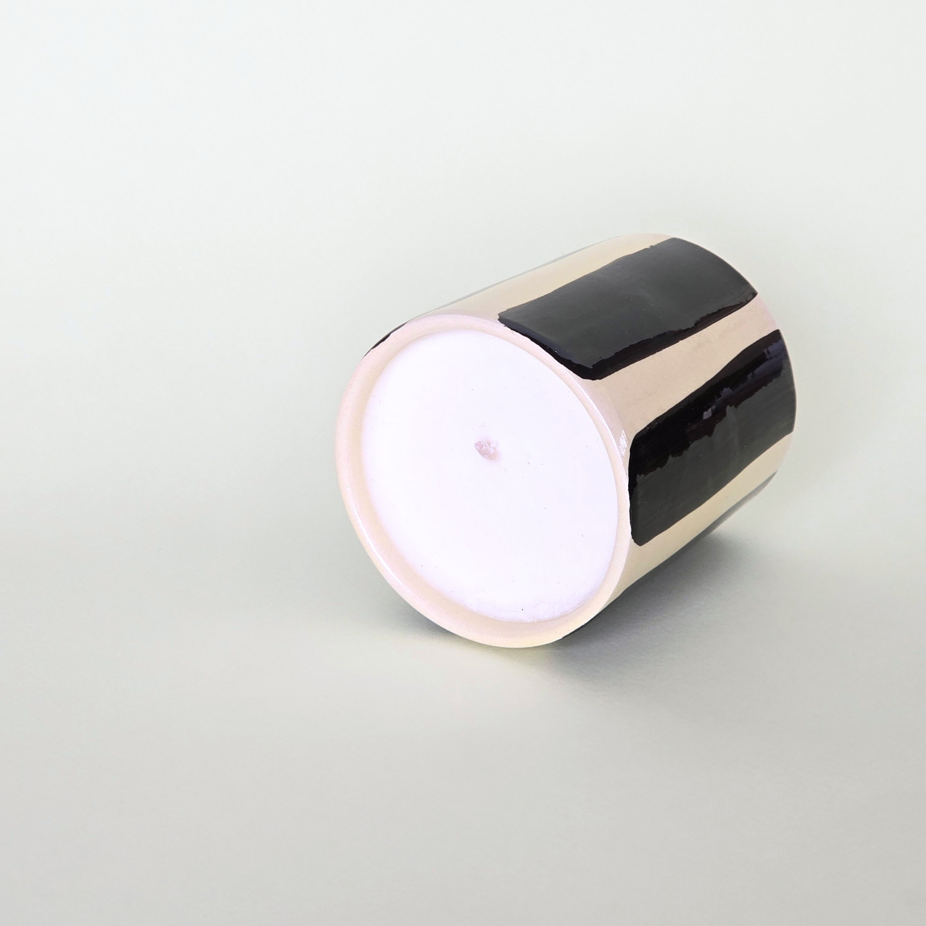 Bougie céramique · Tabac cubin & Tonka